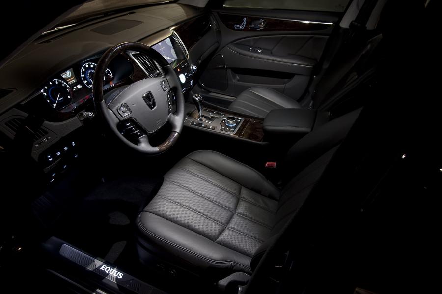  Hyundai Equus 2009 года  (фото 56 из 128)